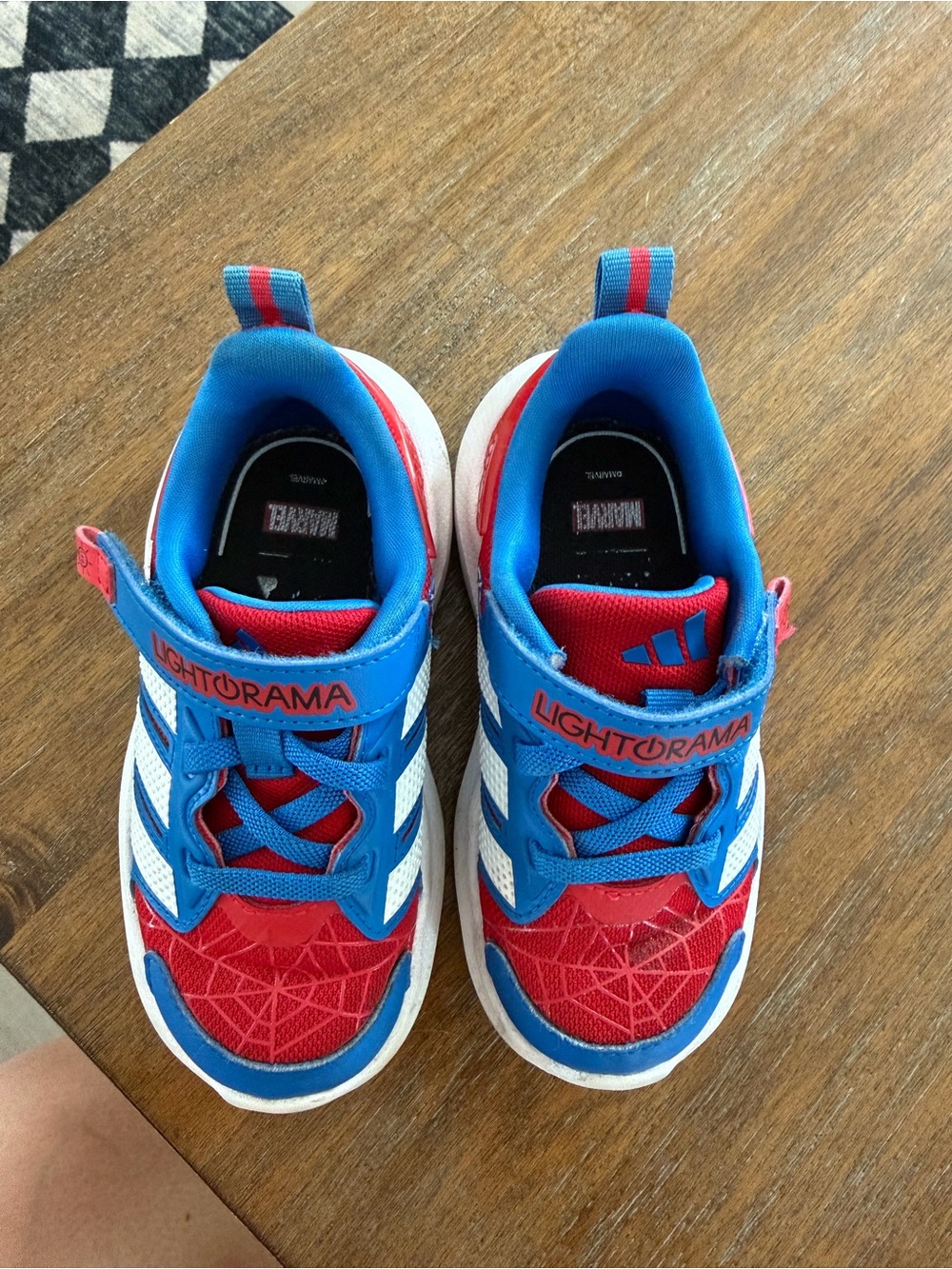 Adidas Lightorama Marvel Cloudfoams - Picture 6 of 8
